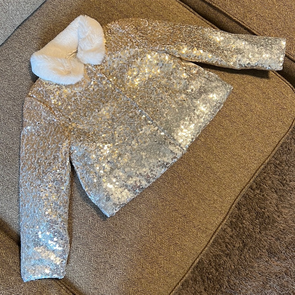 Disney Princess gold and silver sequin jacket girl’s sz 3